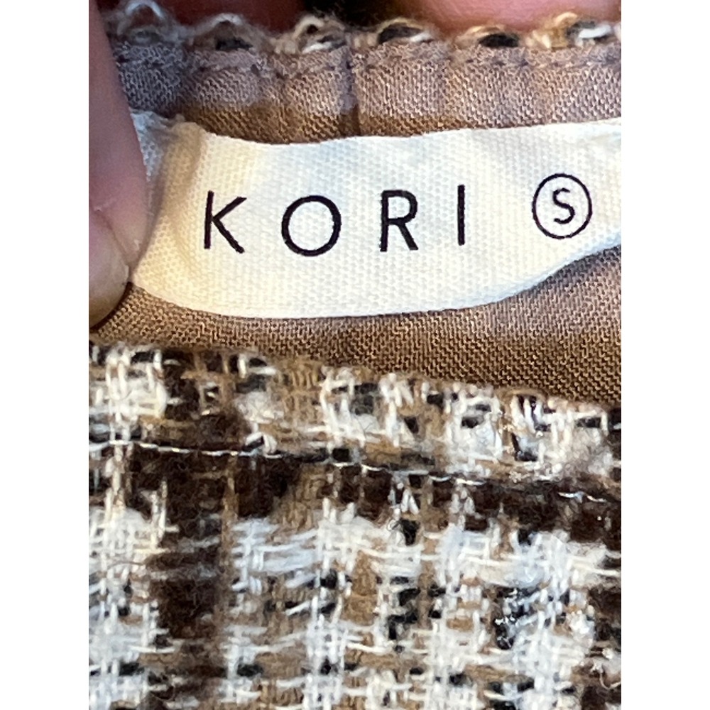 Kori Womens Brown Plaid Tweed Sleeveless Mini Romper Dress Small Chic
Date night - Picture 4 of 10